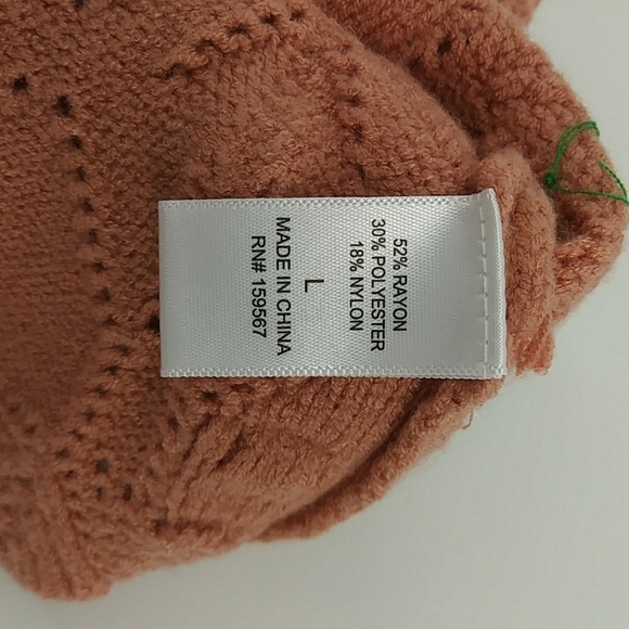 NWT Hazel Moon Knit Sweater Crop Dusty Mauve Orange Blue Flowers Top L - Picture 6 of 8